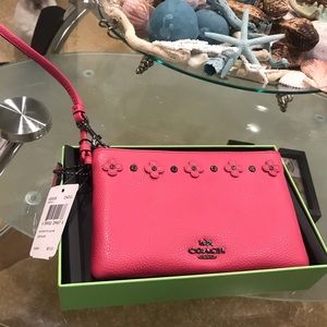 Coach Dames  Floral Rivets Detail Small Wristlet